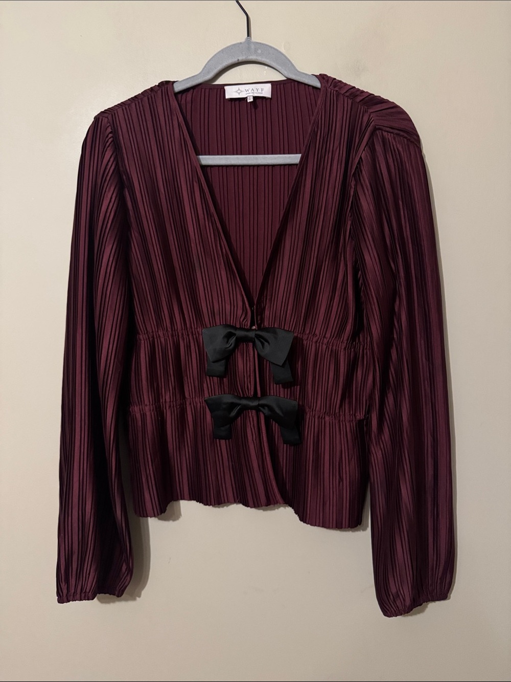 NWOT- WAYF Cianna Blouse, Burgundy, size Large